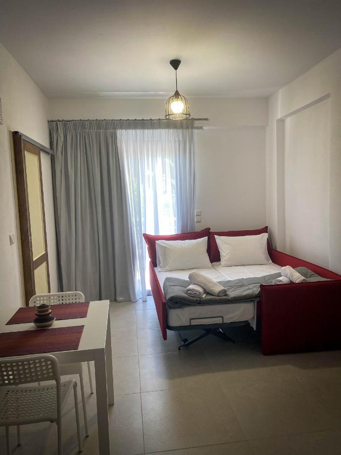 Sun Day Apartments Free Airport Shuttle Artemida  Buitenkant foto
