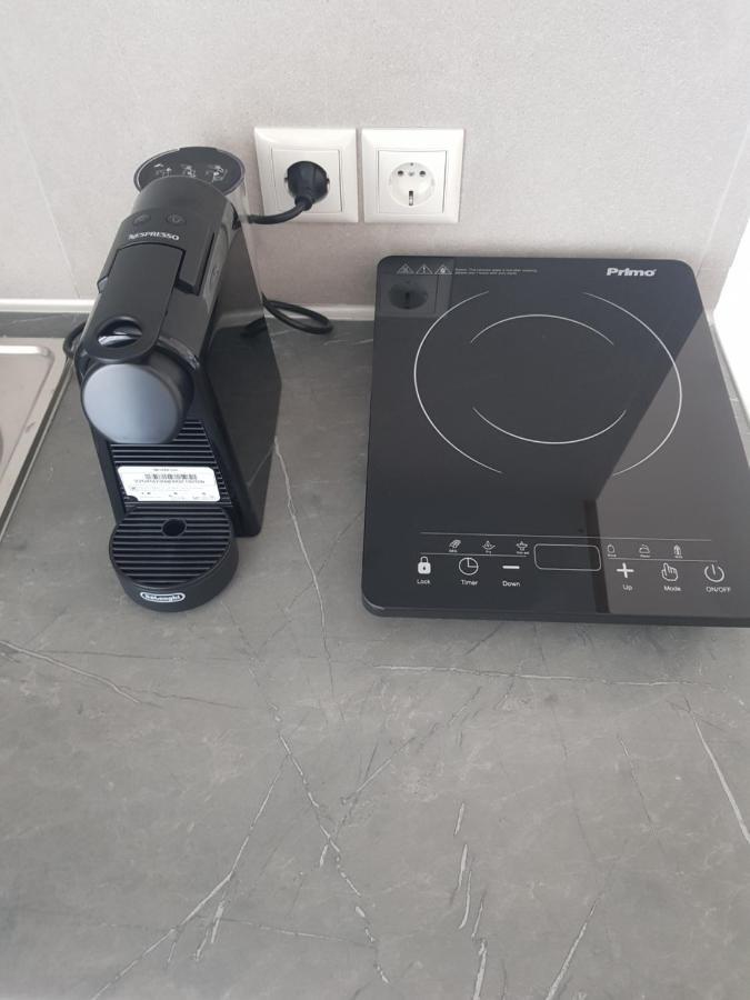 Sun Day Apartments Free Airport Shuttle Artemida  Buitenkant foto