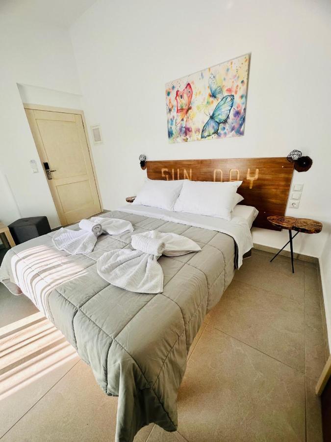 Sun Day Apartments Free Airport Shuttle Artemida  Buitenkant foto